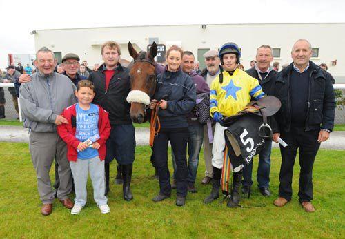 The Home And Dry Syndicate with David Broad, left of horse and Ben Dalton 