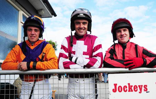 Davy Condon, Ruby Walsh and winning rider Andrew Leigh before the race
