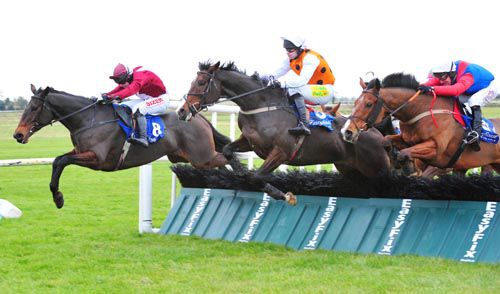 Aladdins Cave (nearside) comes to claim Shesonlyahorse with See Double You (centre)