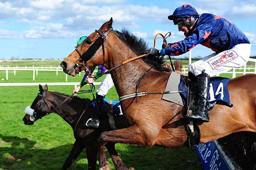 Jupitor swoops in Fairyhouse 