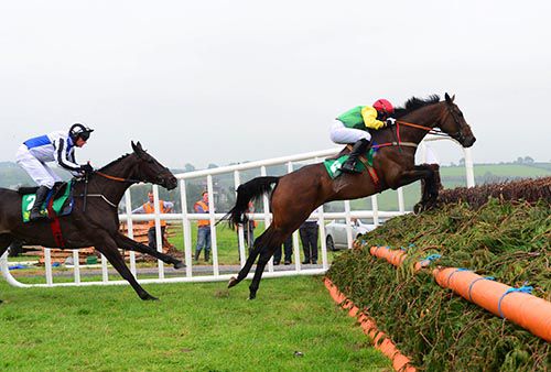 Sizing Italy and Jonathan Burke lead from Bless The Wings and Paul Carberry