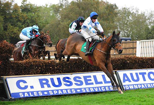 Formal Bid clears the last under Paul Carberry