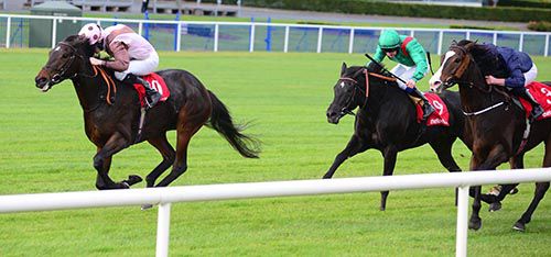 Kanes Pass delivers at Leopardstown