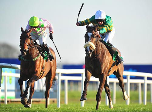 Aniable Fly (Stephen Clements, right) beats Livelovelaugh (Katie Walsh)