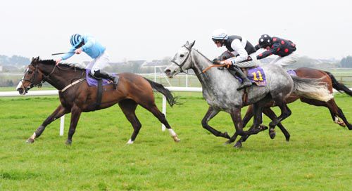 Coney Choice and Mattie Bowes prevail from Moonunderwater (Danny Mullins) and Diesel Ten (Jody McGarvey)