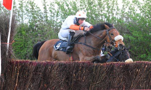 Fresh By Nature and Mark Bolger in action at Kilbeggan