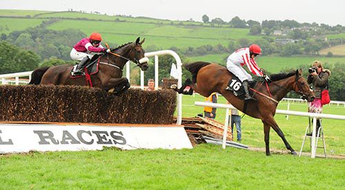 Winner Lisa O'Neill and Wrath Of Titans chase down Rightville Boy and Ryan Treacy