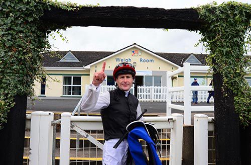 Pat Smullen marks his 100 winner in the season achievement at Limerick