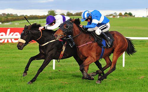 For Sinead (Mark Walsh, white and purple) gets the better of Cloudy Morning (Philip Enright)
