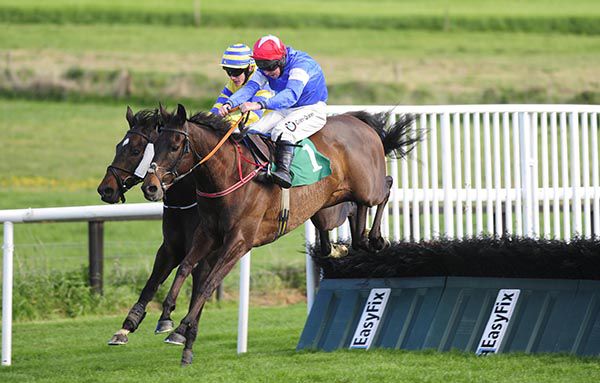 Foxearth (Andrew Lynch, nearside) does battle with Prince Garyantle