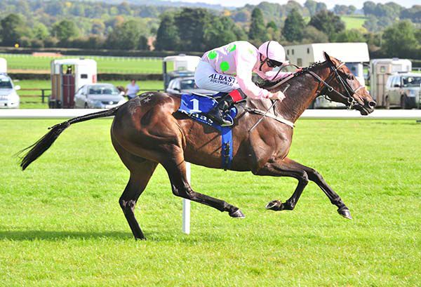 Renneti leads home his rivals under Pat Smullen