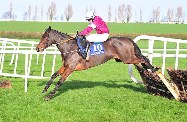 Game Of War and Dylan Robinson on their way to victory at Clonmel