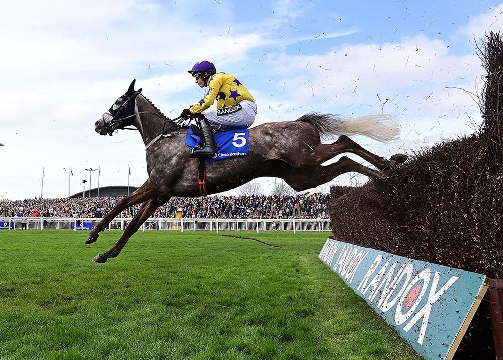 Il Etait Temps and Paul Townend in flying form