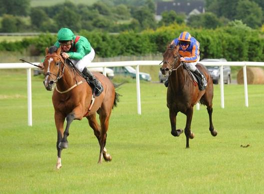 Alaivan stretches clear of Von Jawlensky