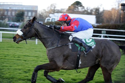 Oscar Time and Robbie Power