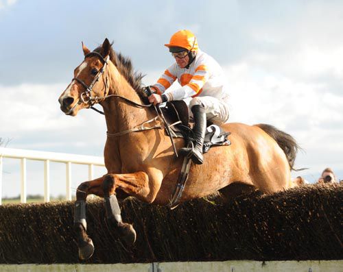 Jagoes Mills and Davy Russell have things   sewn up at Fairyhouse