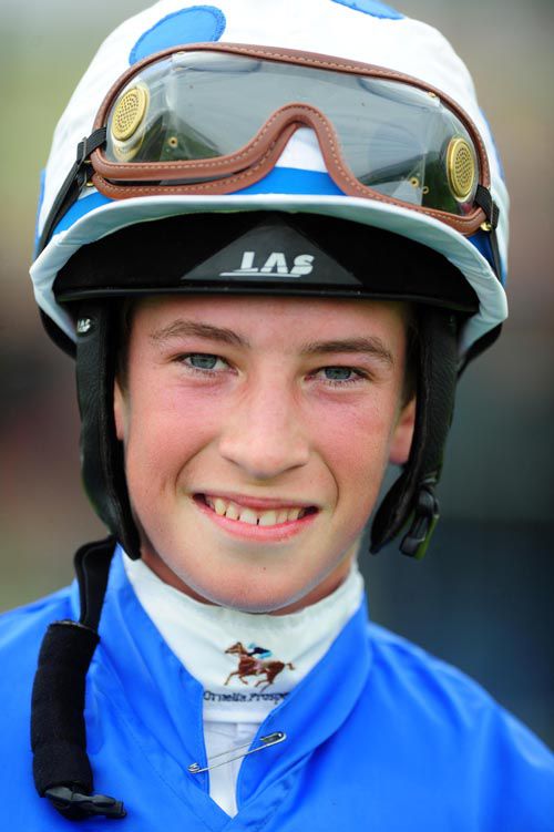 Ross Coakley rides Crafty George at   Wolverhampton