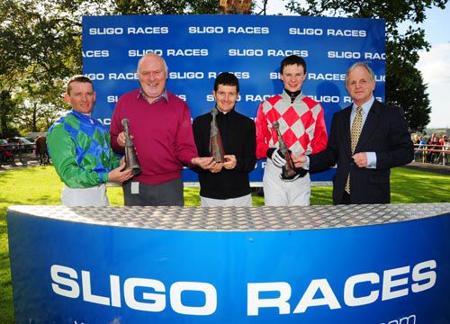 (l-r) Seamie Heffernan, Sligo Racecourse Chairman Martin Foley, Colm O'Donoghue, Joseph O'Brien, manager Brian Kennedy