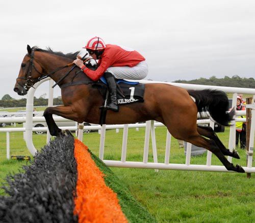 Annie Other & Jack Doyle, who is based in the UK with Emma Lavelle, on their way to victory