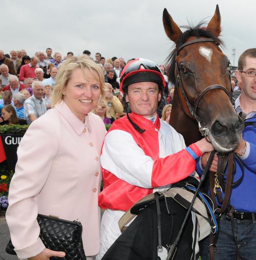Clare Gent pictured with trainer Sarah Dawson and jockey Seamie Heffernan