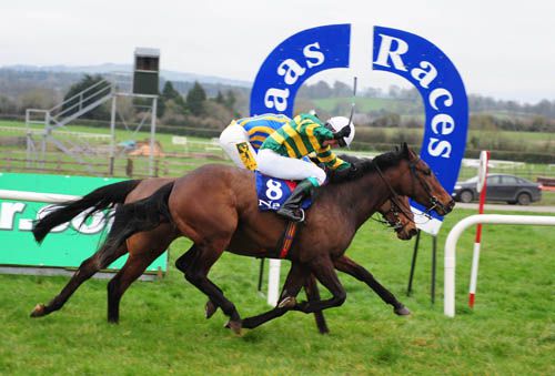 Knocklong and Padraic Roche (near) beat Operating