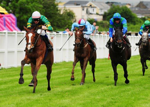 Stocktons Wing stays on best from Forgiving Light (right) in second and Greybridge (centre) back in third