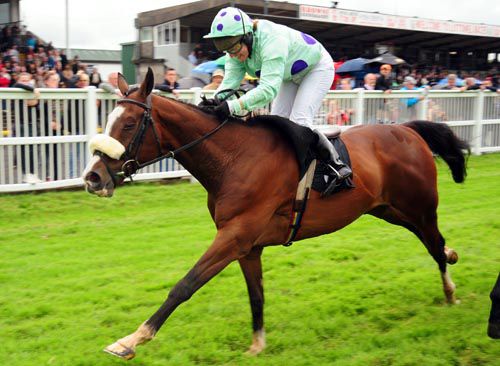 False Economy crosses the line in front under Laura Hourigan