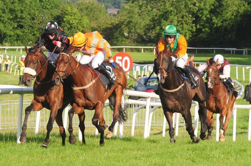 What a run - up the inner from Imperial Shabra & Mattie Bowes