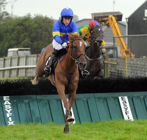 Dysart Dancer beats Samantha Jones at Tramore