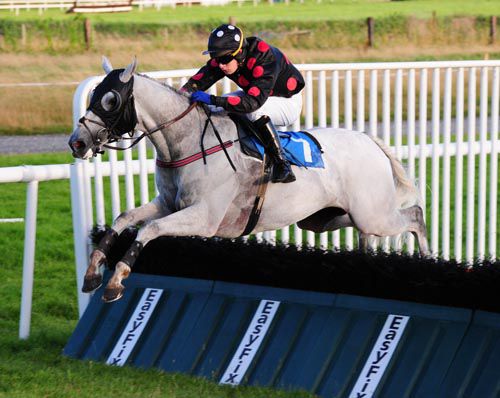 Khan Tengri and Ben Dalton jump the final flight