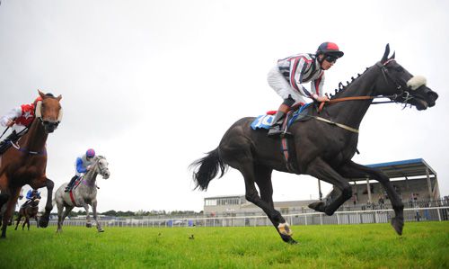 Maude Adams wins in good style