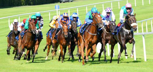 Big Break leads them home at Leopardstown
