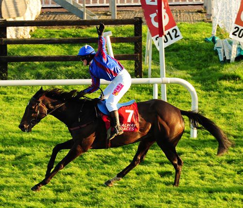 Mireya and a triumphant Kate Harrison