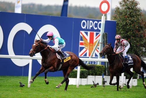 Frankel (Tom Queally) beating Cirrus Des Aigles