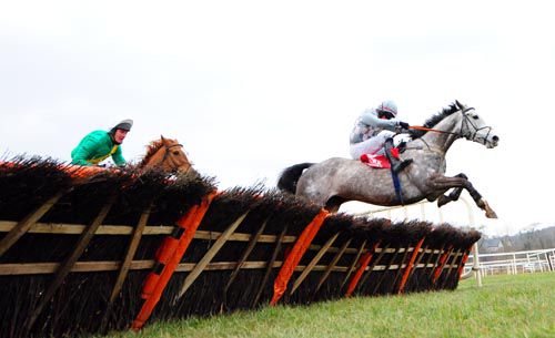 De Benno soars over the last at Cork