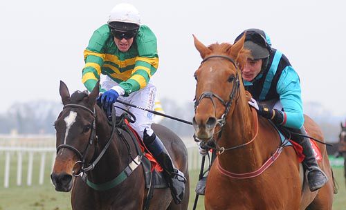 Mossey Joe, right, keeps ahead of Festive Affair at Cork
