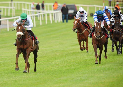 Toye Native, blue cap, sets off in pursuit of Twin Plan