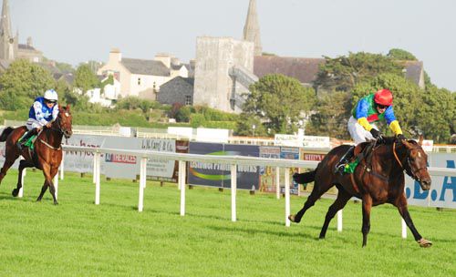 Theos Well dominates in the bumper at Listowel