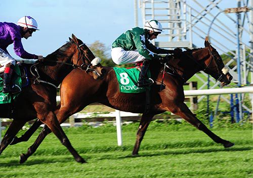 Dysios holds on from Manhattan Swing at Navan