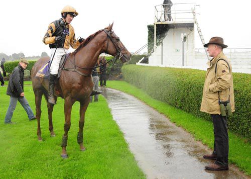 Alonso and Ruby Walsh return to the winners spot, with Willie Mullins there to greet them