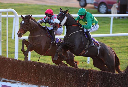 Loch Dara (left) and Ibetellingyoualie locked together over last