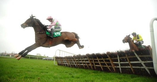 Vautour (Ruby Walsh) puts in a fine jump at last to record an impressive win
