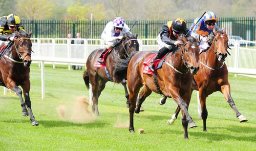 Rapid Applause beating The Warrior (right) at Cork
