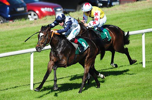 Ohh Lala hits the front in Sligo