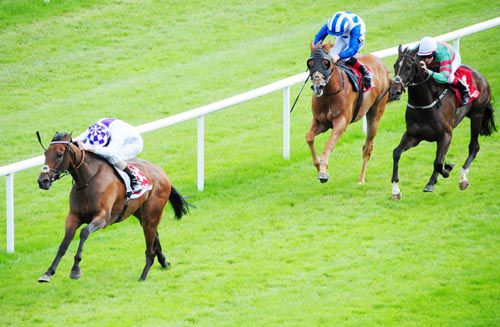 Teoleena and Kevin Manning have Port Merrion (right) and Mansuri well beaten off at Gowran