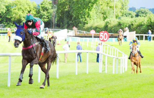 Lucky Pat comes home a clear winner under Andrew McNamara