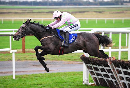 Kalkir and Ruby Walsh surge to victory