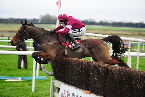 Valseur Lido and Bryan Cooper are perfect again at the last