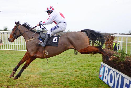 Glen Ode and Phillip Enright race to victory