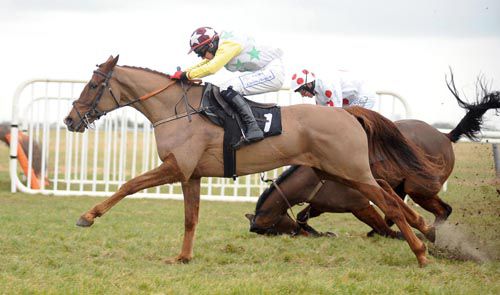 He Rock's is left in front as Glen Ode falls two out